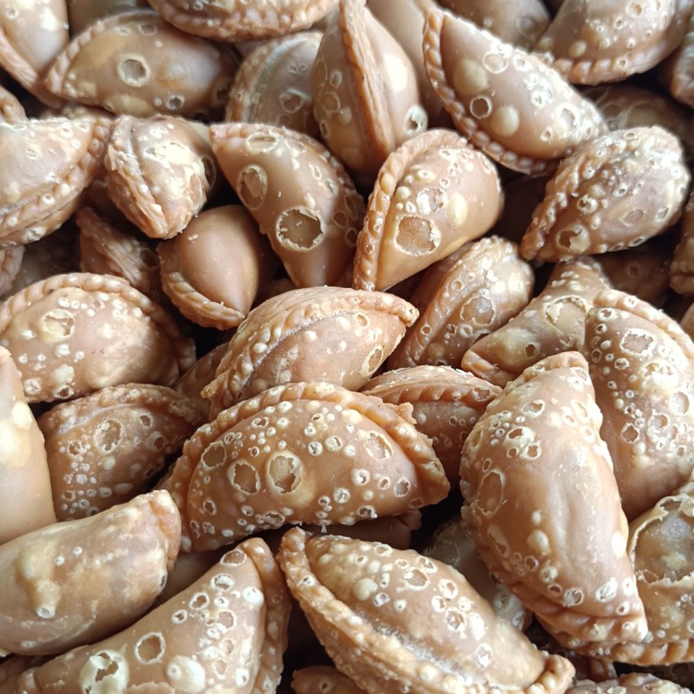 Karipap mini serunding ikan 500g - Image 1