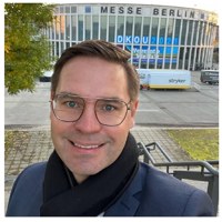 Dr.Manuelkoehne