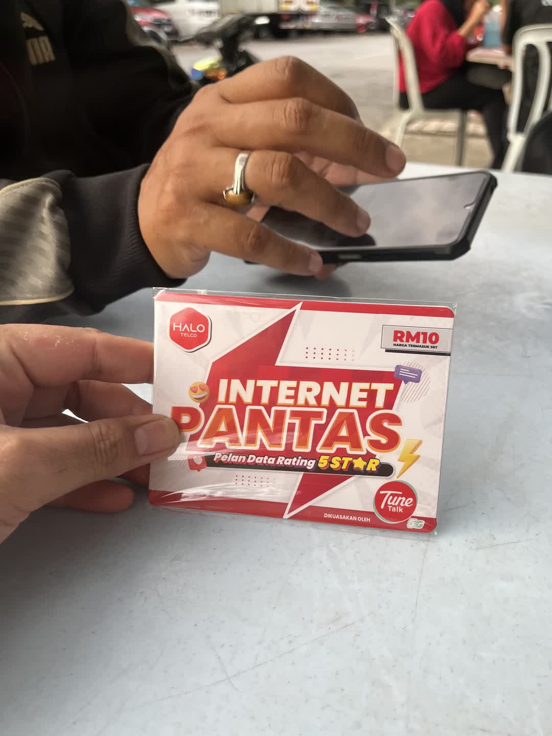 Post media