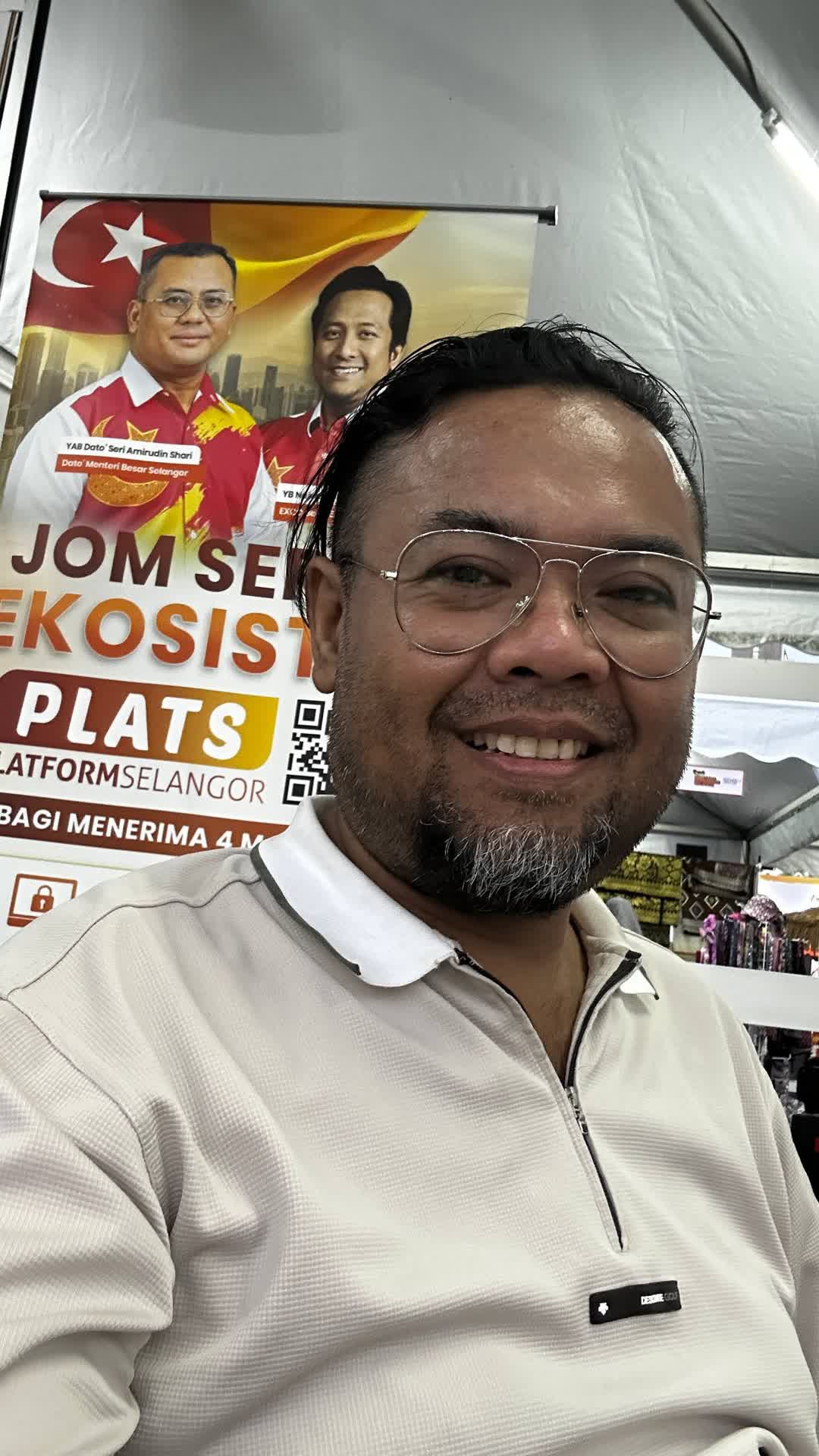 Post media