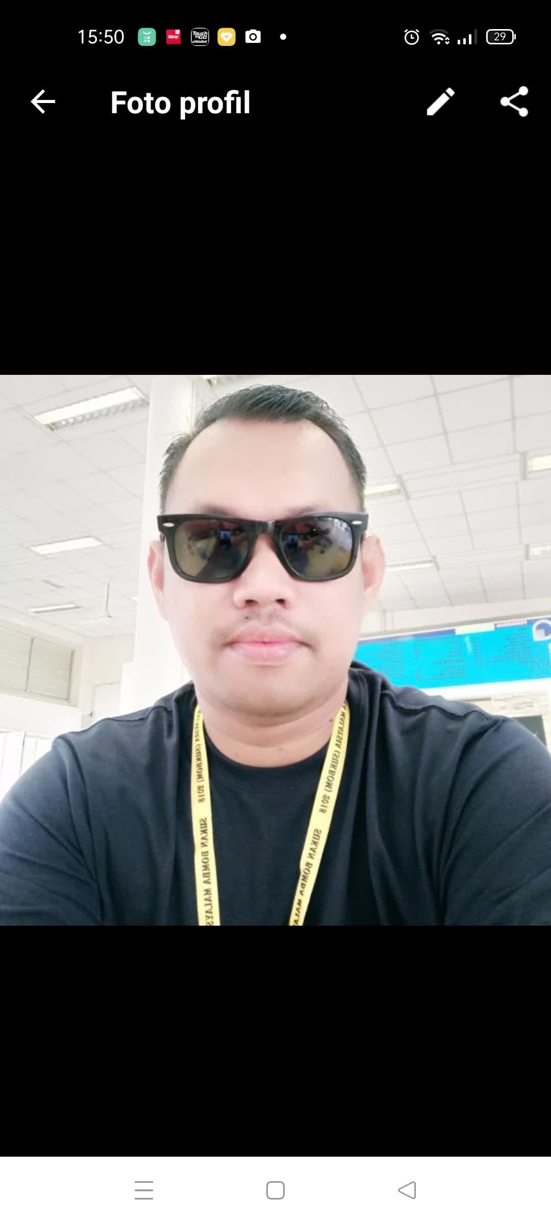 Post media